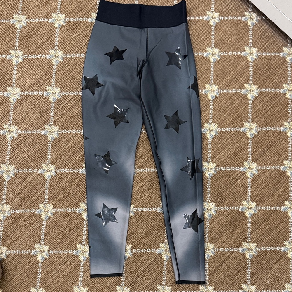 Ultracor Patterned Gray Leggings